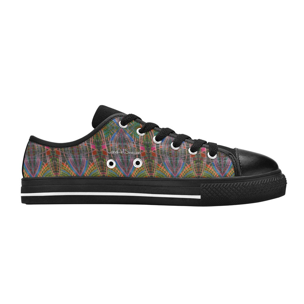 Along Came smaller print Men's Classic Canvas Shoes