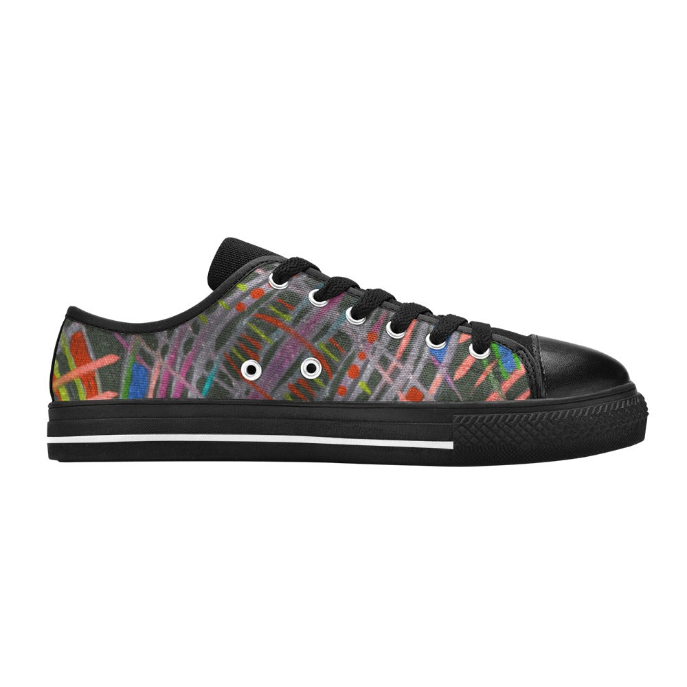 Along Came Diamond Mess on Black Men's Classic Canvas Shoes