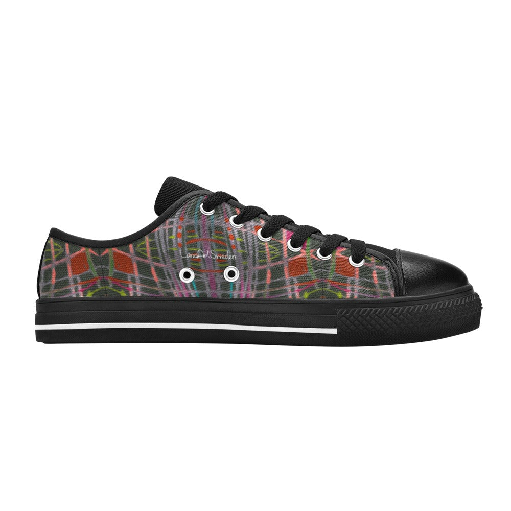 Along Came lange print Men's Classic Canvas Shoes
