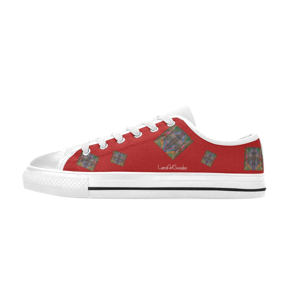 Along Came Diamond Mess on Red Men's Classic Canvas Shoes