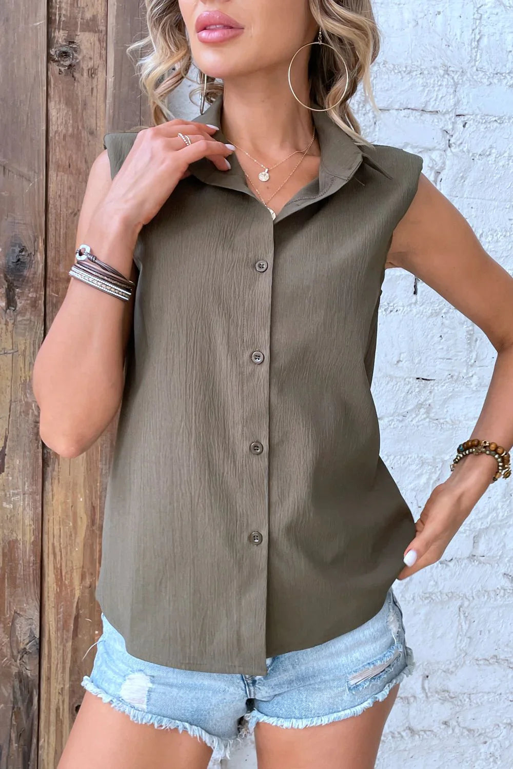 Collared Neck Sleeveless Shirt - Lana Art Sweden