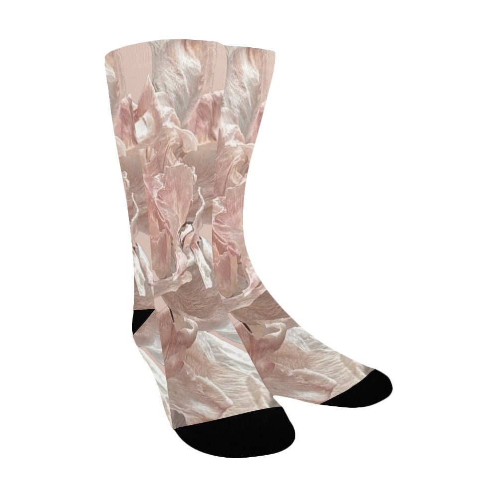 Shaggy Tulip in Transcendent Pink Women's Custom Socks - Lana Art Sweden